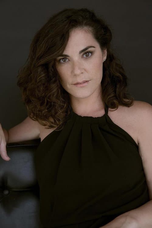 Esther Noya