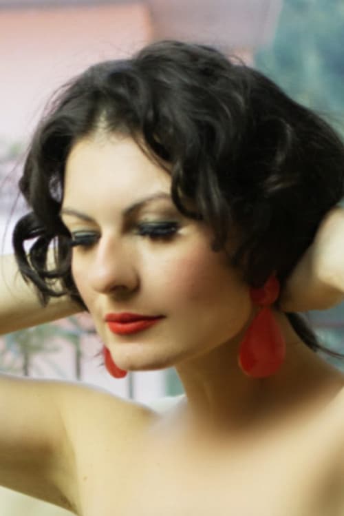 Elli Dadira