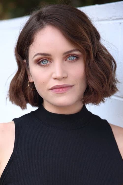 Lindsay Pearce