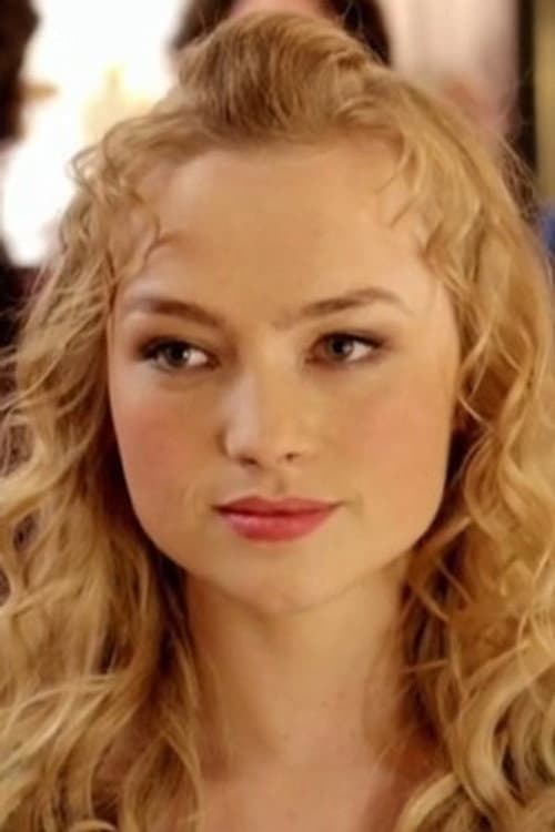 Kyra Sophia Kahre