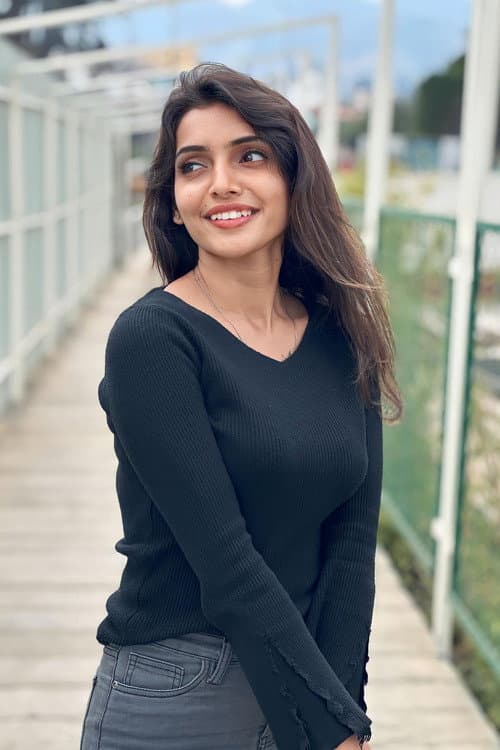 Deepika Damu