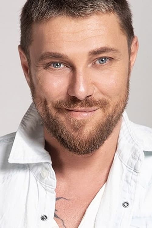 Miroslav Kostadinov