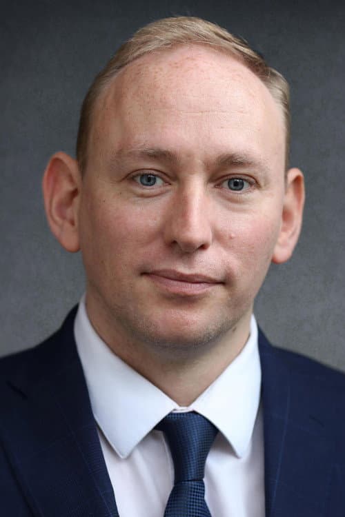 Alex Frost