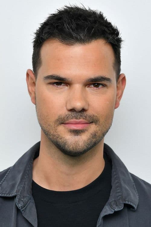 Taylor Lautner