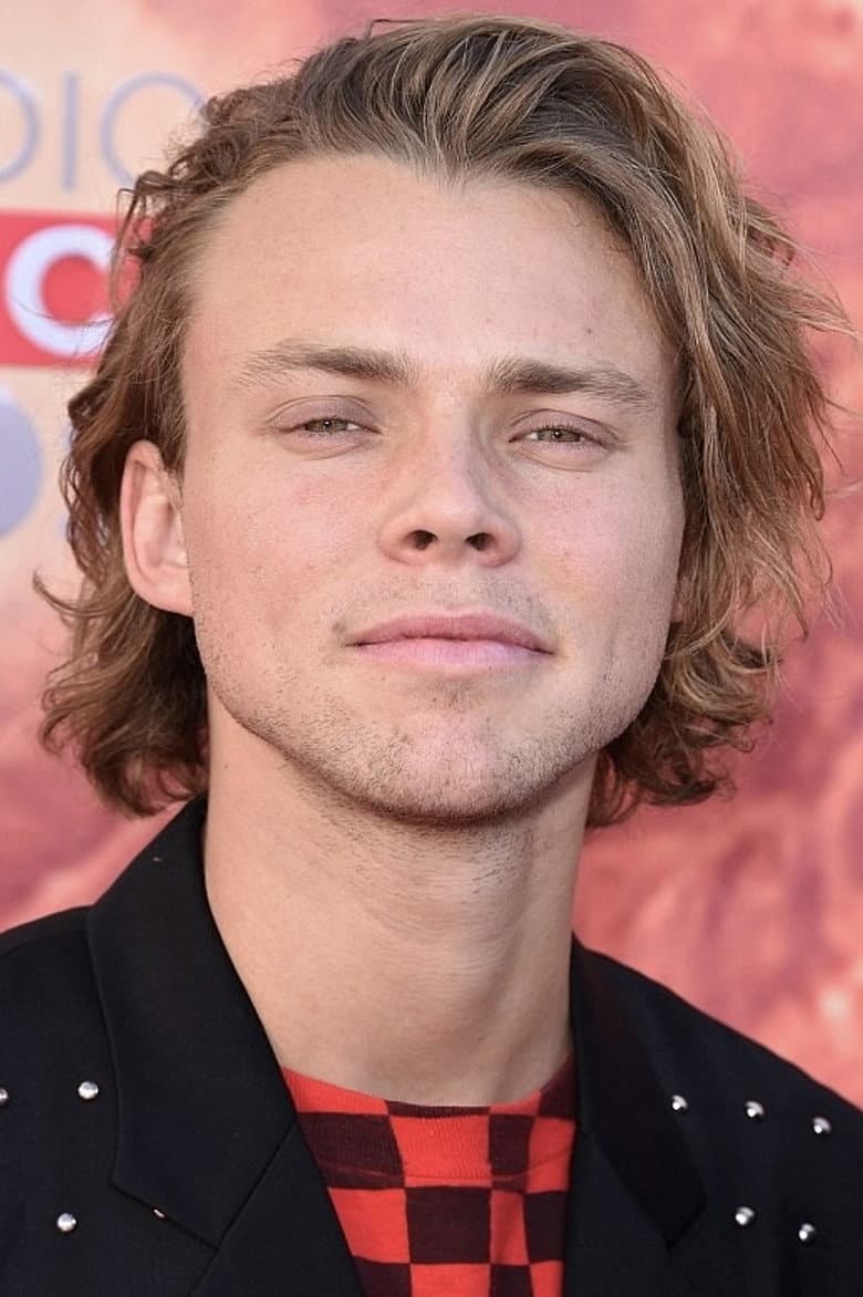 Ashton Irwin