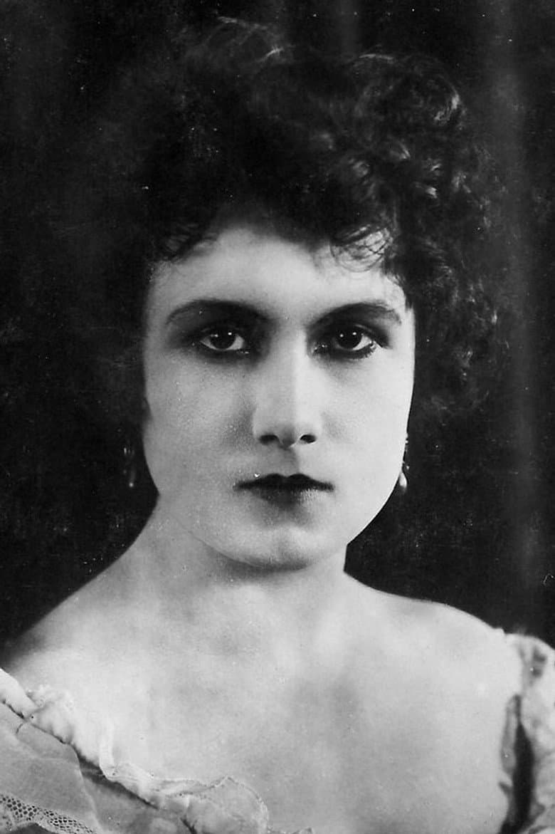 Suzanne Delmas