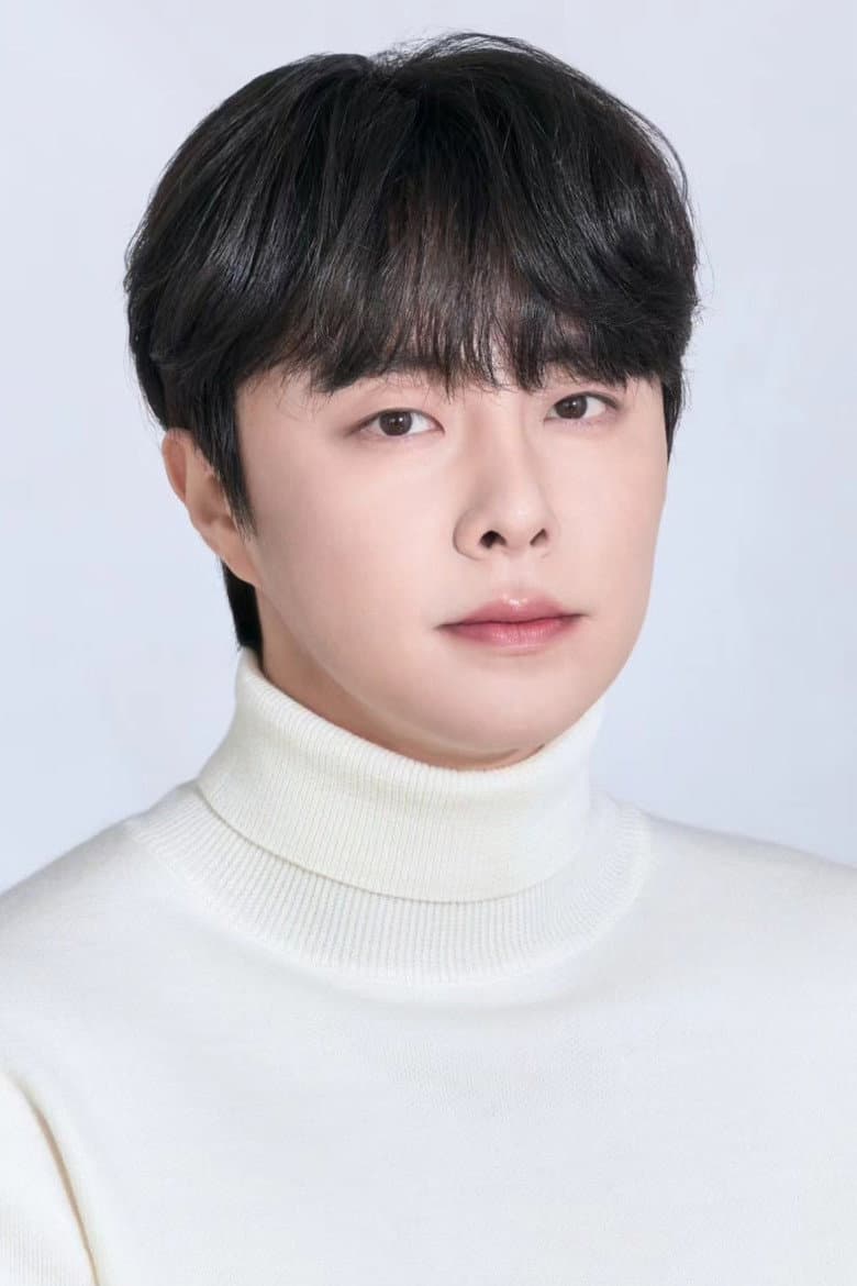 최민우