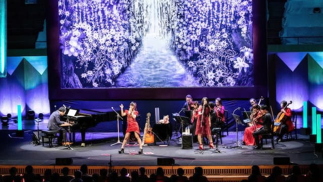大森靖子 クリスマス プレミアムコンサート "真っ赤に染まったクリスマス" at 横浜みなとみらいホール