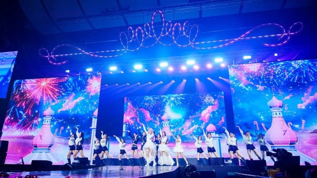 OH MY GIRL - OH MY LAND - FAN CONCERT