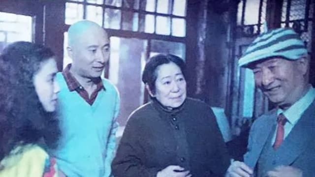 爷儿俩开歌厅