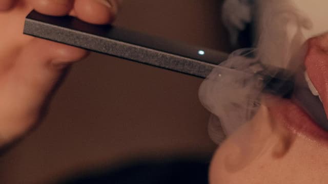 Move Fast & Vape Things