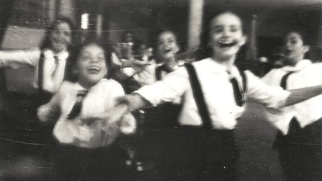 Amaro: The School in Our Memory