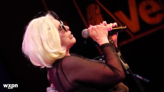 Blondie - Live by Request