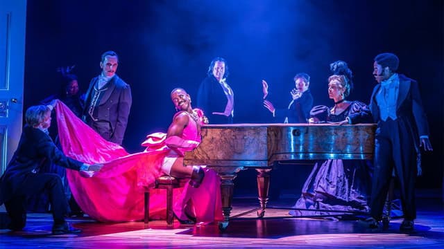 National Theatre Live: The Importance of Being Earnest