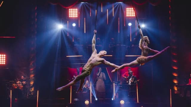 Délire au Cirque d'Hiver Bouglione de Paris