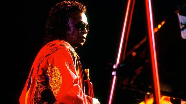 Miles In Paris