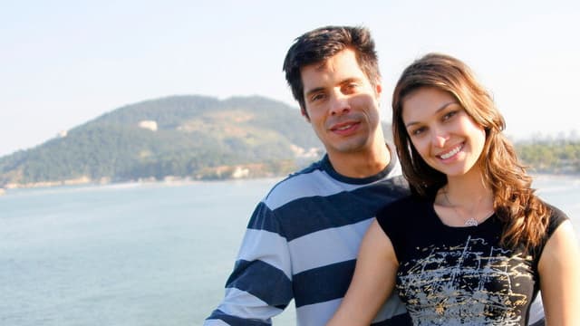 Vende-se um Véu de Noiva