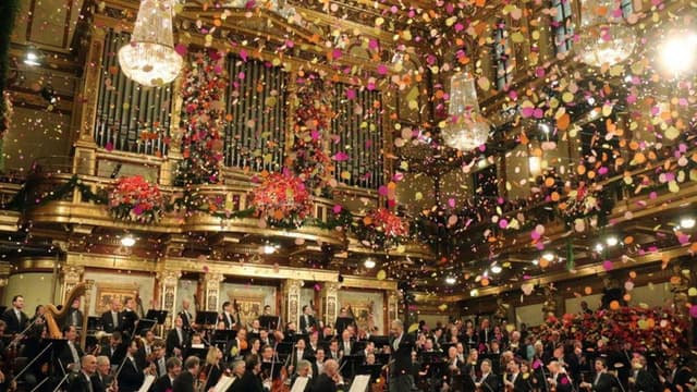 New Year Concert with the Orchestre National de France Conducted by Stéphane Denève