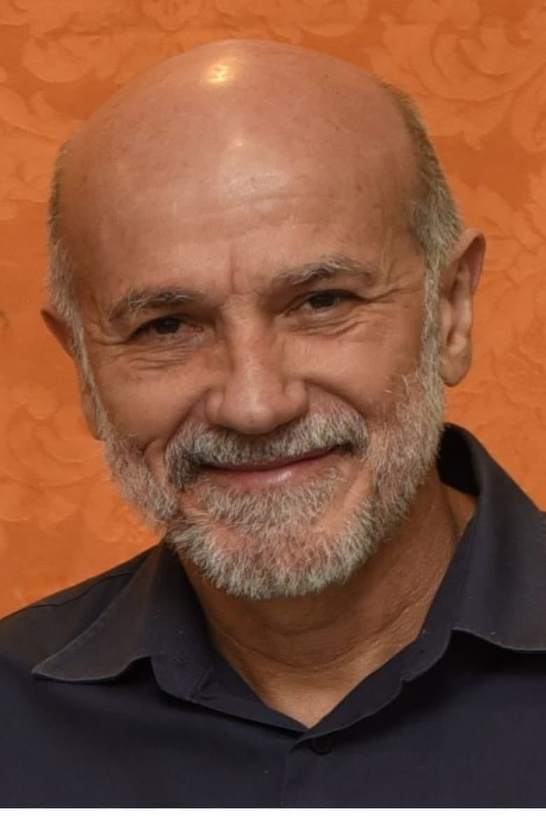 Yashar Zambuzzi