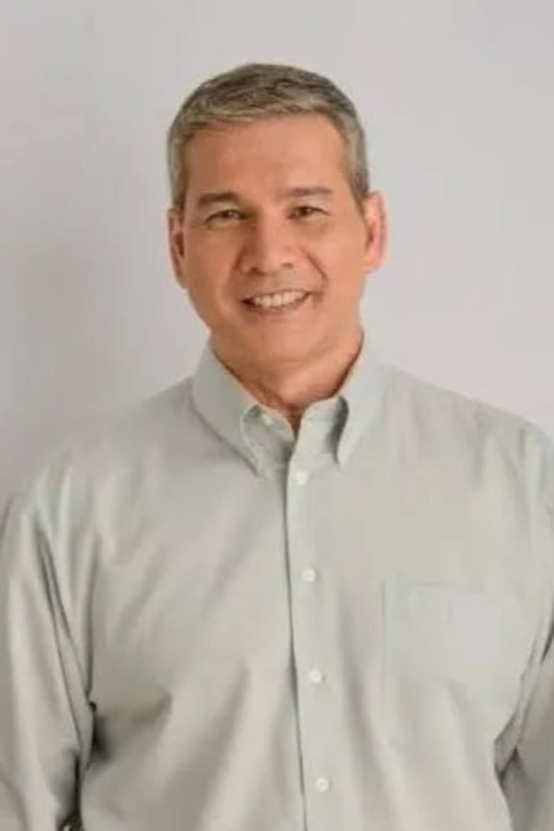 Dennis Roldan