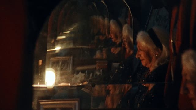 Madame Lola