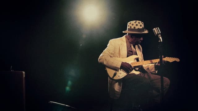 Buddy Guy: The Blues Chase the Blues Away