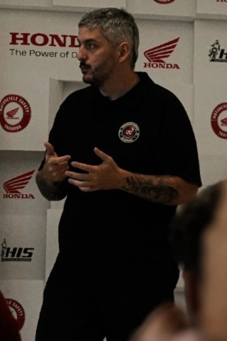 Gerard Peña