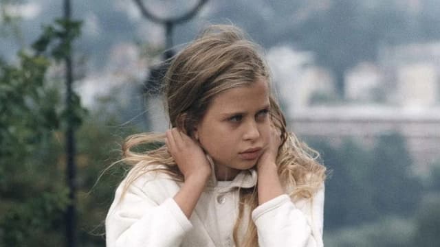 Una bambina di troppo