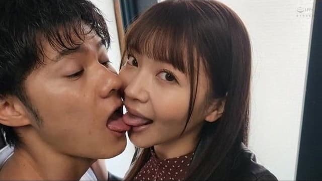 人生初カノジョに煮えきらない僕を見かねた幼馴染がキスの練習相手となってジュルヂュルちゅぱちゅぱベロキスしまくり生殺し状態にガマンできずSEXも中出しも猛特訓した