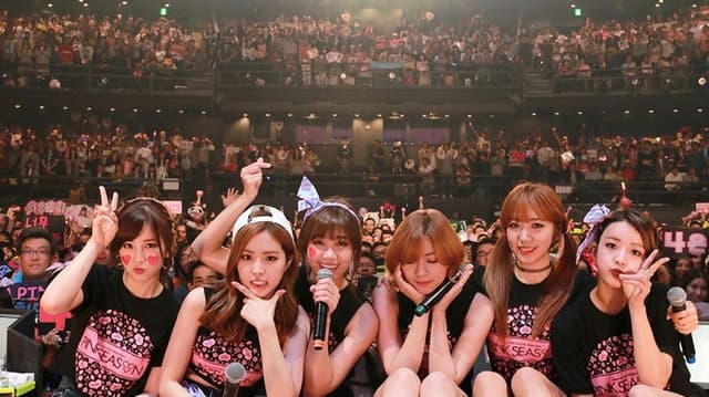 Apink 1st LIVE TOUR 2015 ~PINK SEASON~