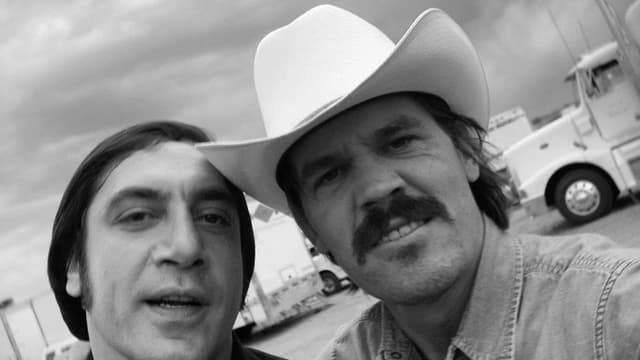 Behind the Scenes of 'No Country for Old Men': An Incredibly Unauthorized Documentary