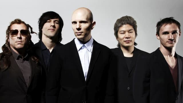 A Perfect Circle: Stone And Echo