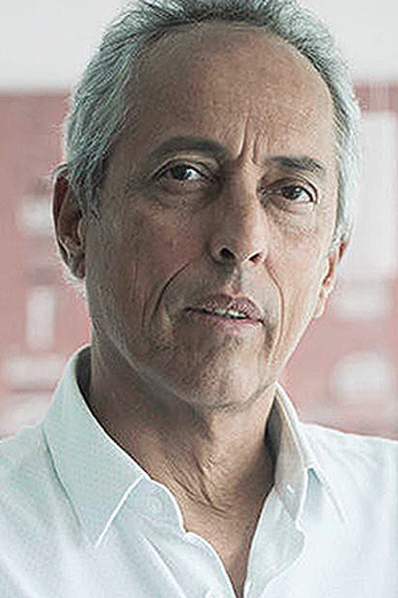 Bob Fernandes