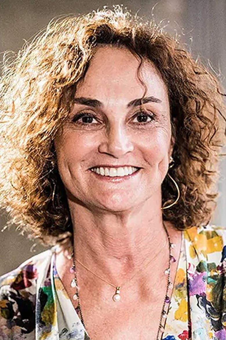 Elena Landau