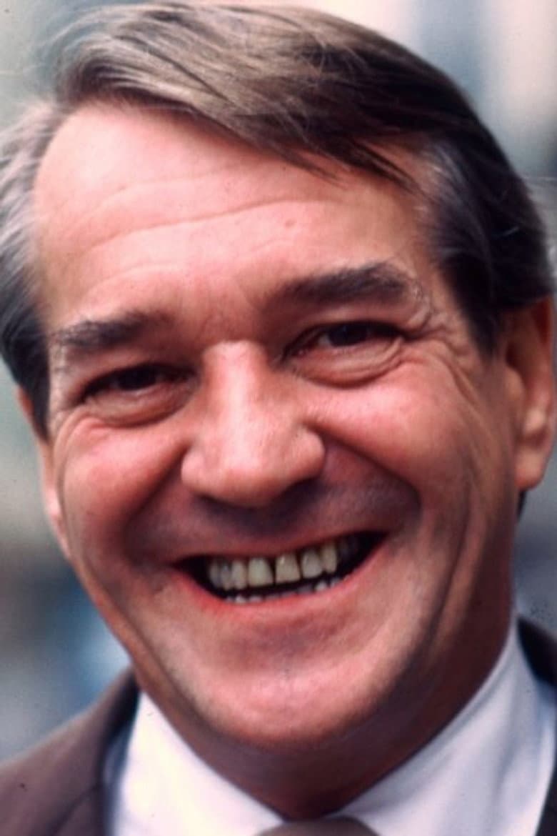 Axel Strøbye
