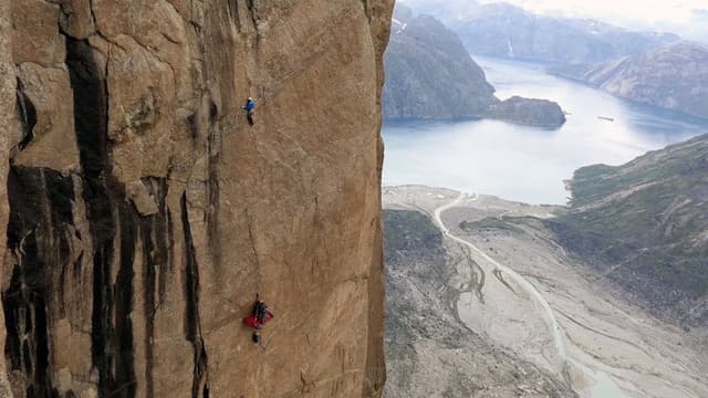 Big Walls Big Seas