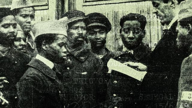 Ils étaient tirailleurs, voix oubliées de la Grande Guerre