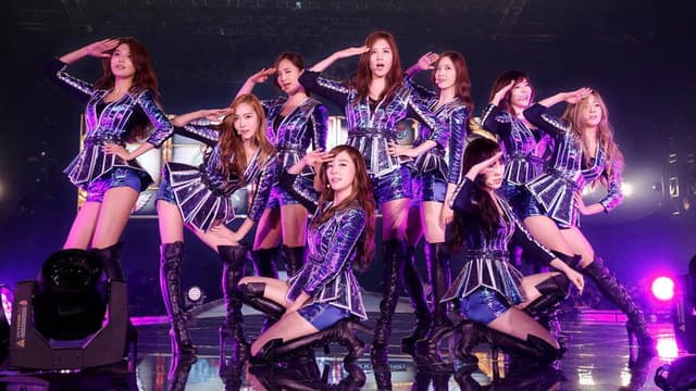 Girls' Generation ~LOVE & PEACE~ Japan 3rd Tour