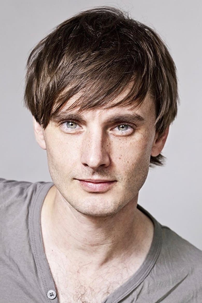 Dickie Beau