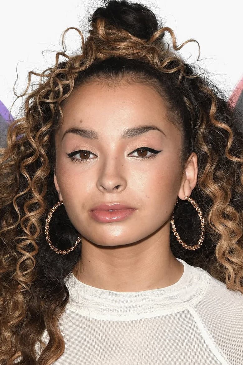 Ella Eyre