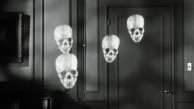 The Four Skulls of Jonathan Drake