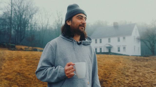 Noah Kahan: Out of Body