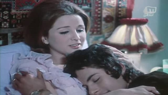 El Banat Lazem Ttgawz
