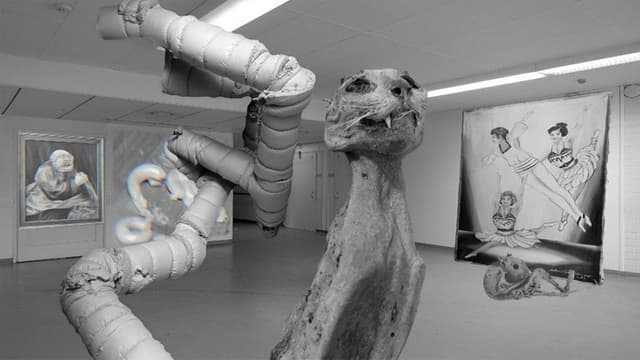Strange – Art