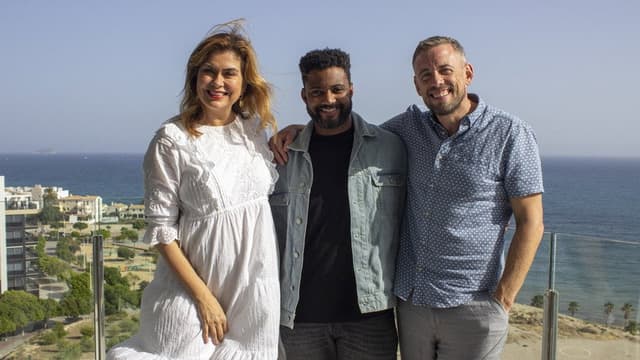 Sunshine Getaways with Amanda Lamb