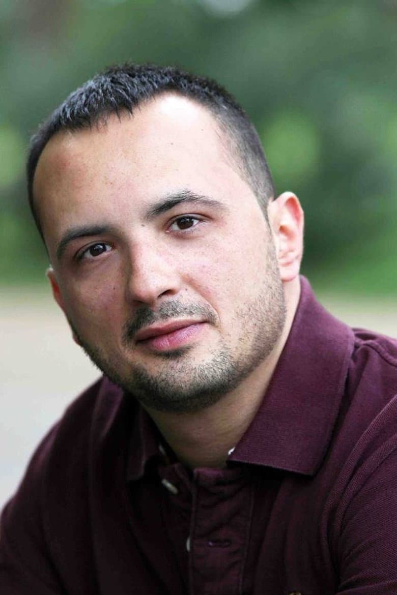 Simone Crisari