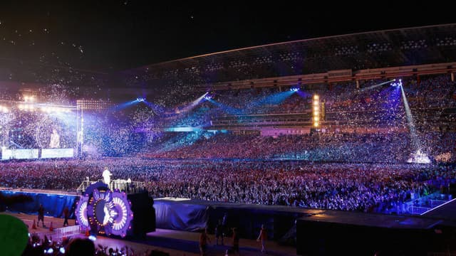 TOHOSHINKI LIVE TOUR 2013 ~TIME~ FINAL in NISSAN STADIUM