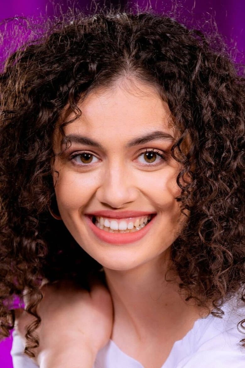 Julia Novohradsky
