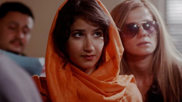 Farah Goes Bang