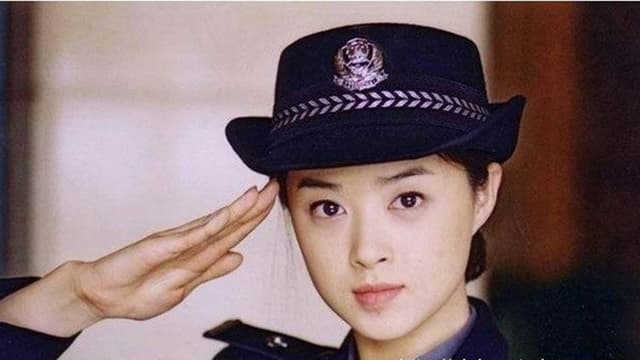 咫尺天涯